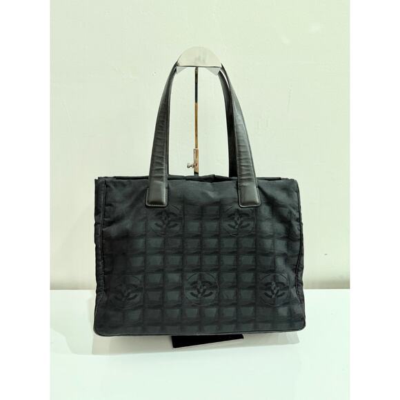 Chanel 2006-2008 New Travel Line Nylon Tote Bag Black Women's One Size - Picture 1 of 5